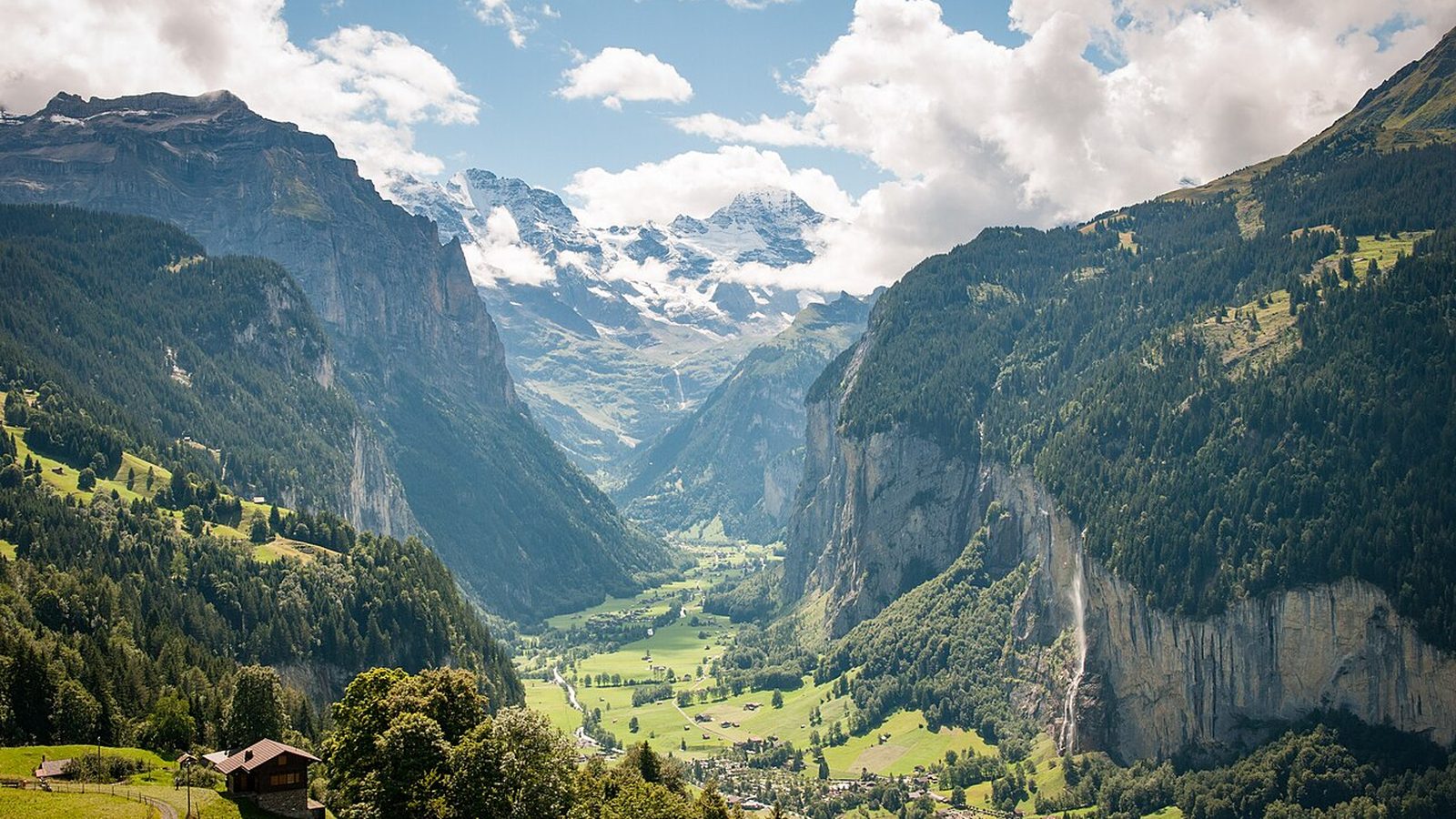 Bayerische Alpenlandschaft beim Königssee
