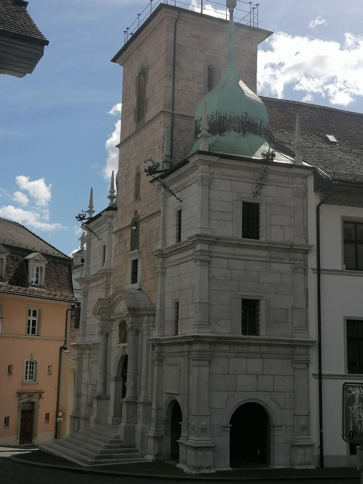 Baseltor in Solothurn von der Seite